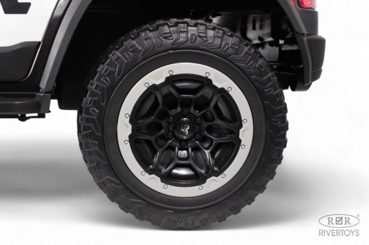Детский электромобиль Dodge RAM 1500 TRX (O111OO) черный