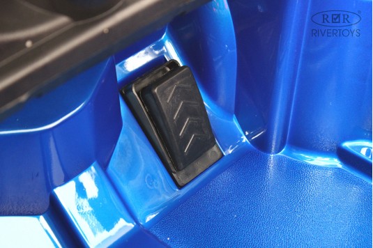 Детский электромобиль F333FF синий глянец