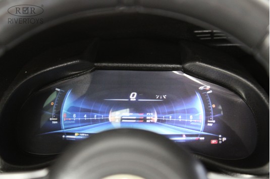Детский электромобиль Mercedes Benz GT63 Y001YY белый Детский электромобиль Mercedes Benz GT63 Y001YY белый