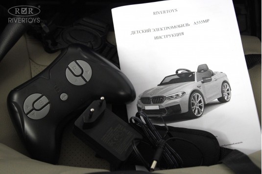 Детский электромобиль BMW M5 Competition (A555MP) черный глянец