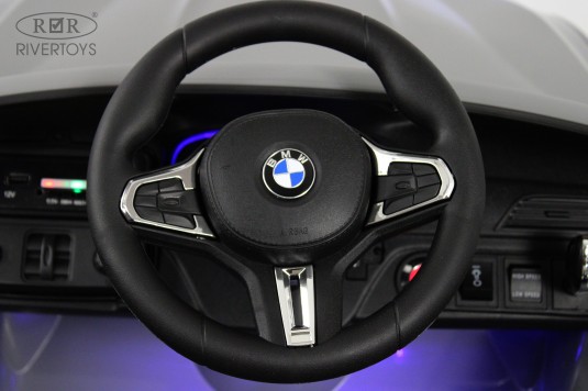 Детский электромобиль BMW M5 Competition (A555MP) серый