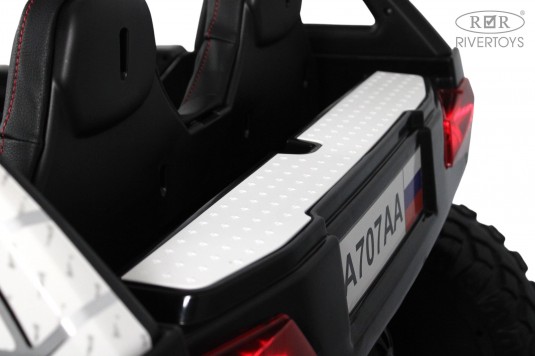 Детский электромобиль A707AA LUX NEW 4WD белый Spider Детский электромобиль A707AA LUX NEW 4WD белый Spider