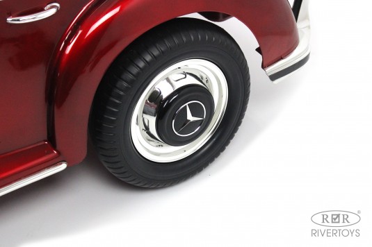 Детский электромобиль Mercedes-Benz 300S красный глянец