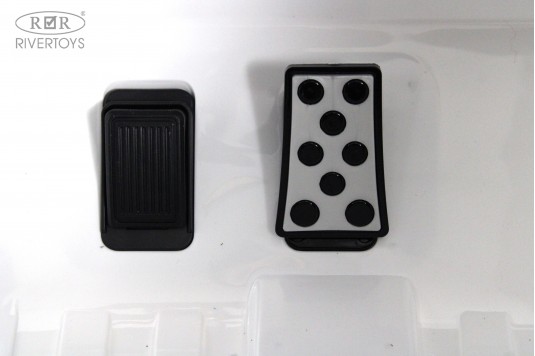 Детский электромобиль Z888ZZ белый