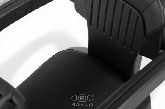 Детский толокар Z005ZZ-BP черный Детский толокар Z005ZZ-BP черный