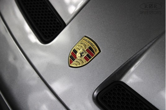 Детский электромобиль Porsche 911 GT3 (Y911YY) серый глянец Детский электромобиль Porsche 911 GT3 (Y911YY) серый глянец