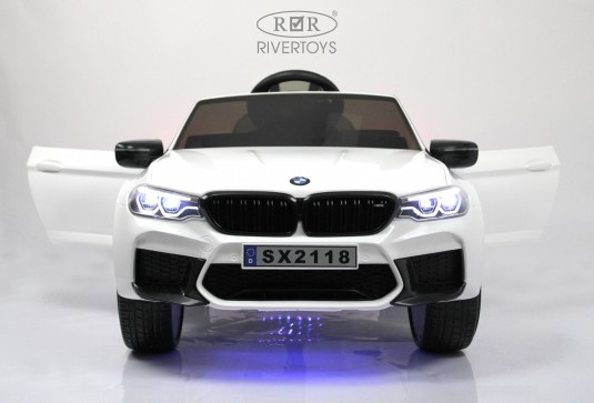 Детский электромобиль BMW M5 Competition (A555MP) белый
