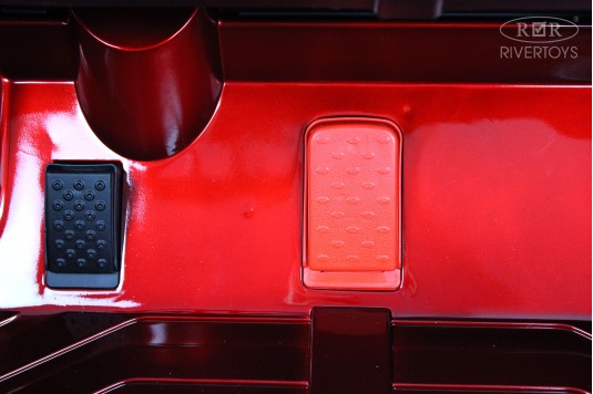 Детский электромобиль Maserati MC20 (P111PP) красный глянец