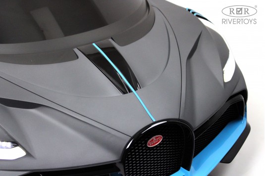 Детский электромобиль Bugatti Divo (HL338) серый матовый