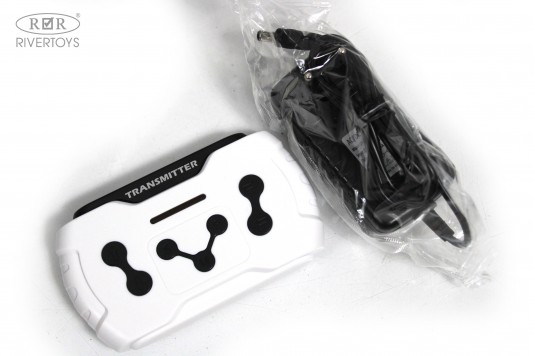 Детский электромобиль Z888ZZ белый