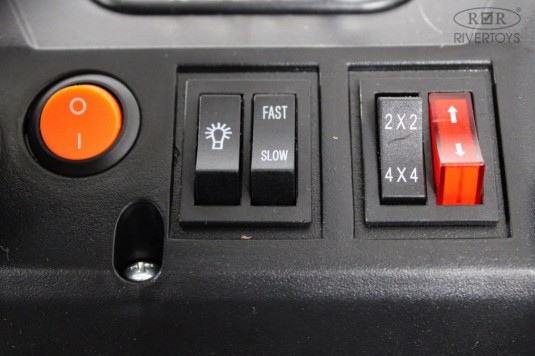 Детский электромобиль K555KK 4WD 24V черный