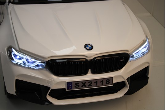 Детский электромобиль BMW M5 Competition (A555MP) белый
