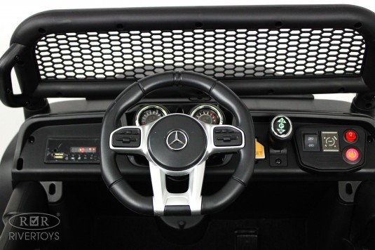 Детский электромобиль Mercedes-Benz Unimog Mini (P777BP) белый