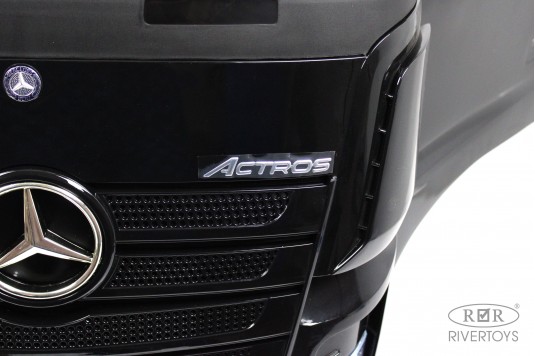 Детский электромобиль Mercedes-Benz Actros 4WD (HL358) черный глянец